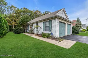 8 Schoolhouse Ln, Lakewood, NJ 08701 - Photo 25