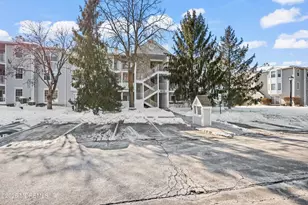 107 Rachel Ct, Franklin Township, NJ 08823 - Photo 1