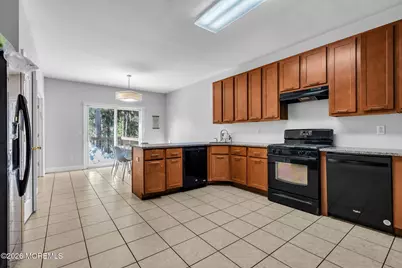 14 Natures Way, Lakewood, NJ 08701 - Photo 9