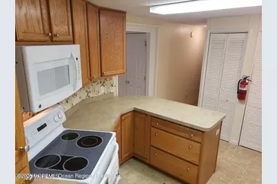 61 Kingfisher Way, Whiting, NJ 08759 - Photo 15