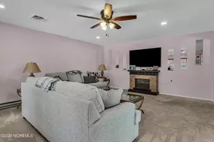 912B Dumbarton Dr, Lakewood, NJ 08701 - Photo 5