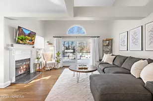 42 Bonnie Dr, Middletown, NJ 07748 - Photo 5