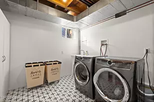 42 Bonnie Dr, Middletown, NJ 07748 - Photo 37