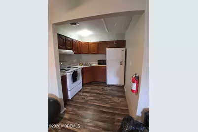 6G Hancock Drive, Whiting, NJ 08759 - Photo 5