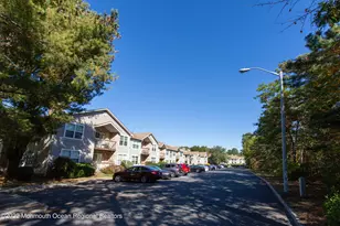 52 Diane Dr, Tinton Falls, NJ 07753 - Photo 15