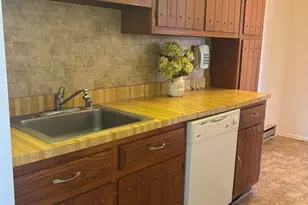 142 Cross Slope Ct, Manalapan Township, NJ 07726 - Photo 7