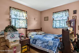 14 Garden St, Red Bank, NJ 07701 - Photo 17