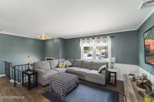 8 Malsbury Ln, Cream Ridge, NJ 08514 - Photo 7