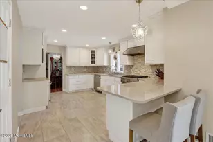 31 Bunker Hill Dr, Manalapan Township, NJ 07726 - Photo 17