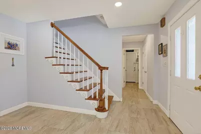 31 Bunker Hill Drive, Manalapan Township, NJ 07726 - Photo 7