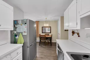 303A W Malvern Ct, Lakewood, NJ 08701 - Photo 11