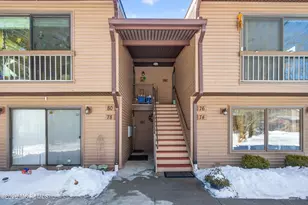 80 Manchester Ct, Red Bank, NJ 07701 - Photo 3