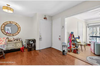 80 Manchester Court, Red Bank, NJ 07701 - Photo 5