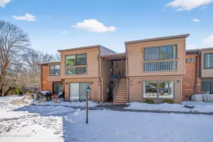 80 Manchester Ct, Red Bank, NJ 07701 - Photo 1