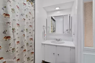 80 Manchester Ct, Red Bank, NJ 07701 - Photo 21