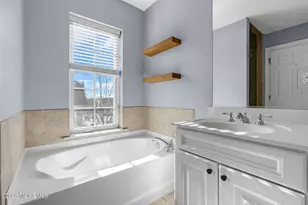 712 Abby Rd, Middletown, NJ 07748 - Photo 37