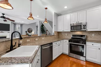 712 Abby Road, Middletown, NJ 07748 - Photo 17