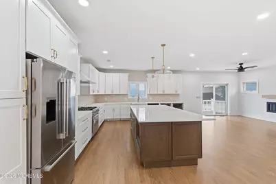 54 W Washington Avenue, Atlantic Highlands, NJ 07716 - Photo 3