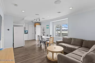 106 Makin Avenue, Point Pleasant Beach, NJ 08742 - Photo 9