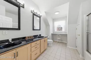 17 Amanda Ln, Howell Township, NJ 07731 - Photo 29