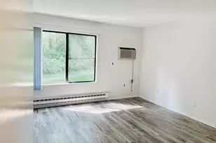 31 Lexington Ct, Red Bank, NJ 07701 - Photo 9