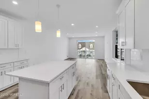 31 Hamilton Ave, Seaside Heights, NJ 08751 - Photo 7