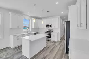 29 Hamilton Ave, Seaside Heights, NJ 08751 - Photo 7