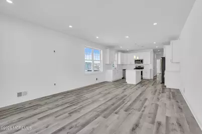 29 Hamilton Avenue, Seaside Heights, NJ 08751 - Photo 7