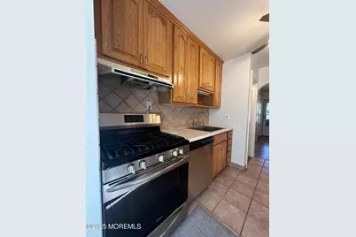 221 Harrison Avenue, Oakhurst, NJ 07755 - Photo 17