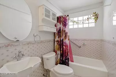 20 Hutchinson Drive, Port Monmouth, NJ 07758 - Photo 19