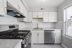 2373 Mt Hood Ln, Toms River Township, NJ 08753 - Photo 7