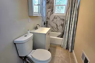 216 Delaware St, Elizabeth Port, NJ 07206 - Photo 11