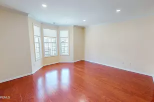 112 Regency Ct, Morganville, NJ 07751 - Photo 7