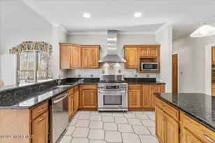 6 Wolcott Dr, Millstone Township, NJ 08510 - Photo 11