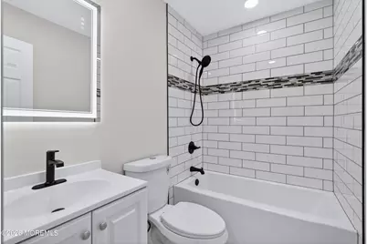 101 Hudson Avenue, Hazlet Township, NJ 07734 - Photo 17