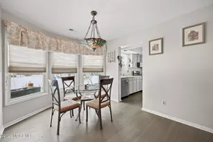 107 Lloyd Ct, East Brunswick Township, NJ 08816 - Photo 3