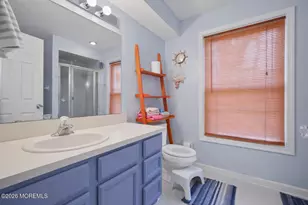 107 Lloyd Ct, East Brunswick Township, NJ 08816 - Photo 13