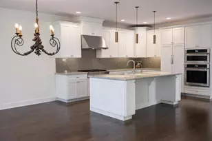 17 Spalding Dr, Holmdel, NJ 07733 - Photo 11