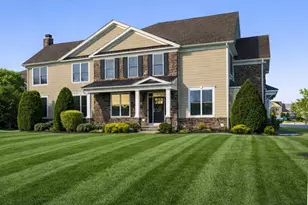 17 Spalding Dr, Holmdel, NJ 07733 - Photo 1