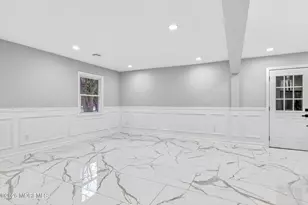 6 Storer Ct, Morganville, NJ 07751 - Photo 15