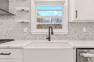 6 Storer Ct, Morganville, NJ 07751 - Photo 11