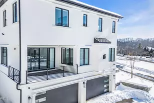 30 Winchester Ln, Holmdel, NJ 07733 - Photo 69