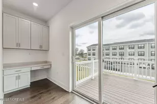 46 Mariveles Wy, Tinton Falls, NJ 07724 - Photo 13