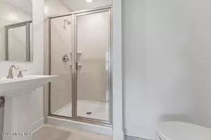 46 Mariveles Wy, Tinton Falls, NJ 07724 - Photo 17