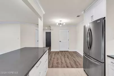 1209 Wedgewood Circle, Belford, NJ 07718 - Photo 7