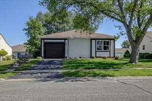 26 Lansdale Dr, Marlboro Township, NJ 07746 - Photo 21