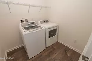 601 NE Charleston Dr, Monroe Township, NJ 08831 - Photo 27