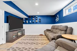 660 Hopping Rd, Belford, NJ 07718 - Photo 19