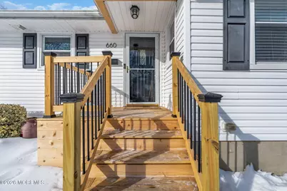 660 Hopping Road, Belford, NJ 07718 - Photo 3