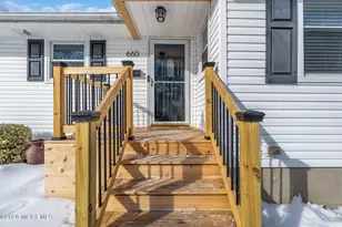 660 Hopping Rd, Belford, NJ 07718 - Photo 3